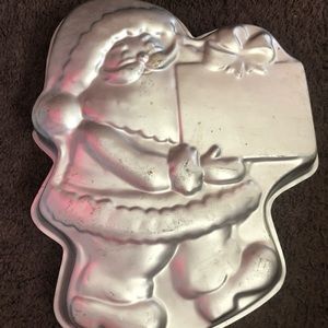 Used Santa Cake Pan